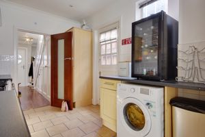 Kitchen- click for photo gallery